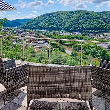 In With Kitchen Nyaraló